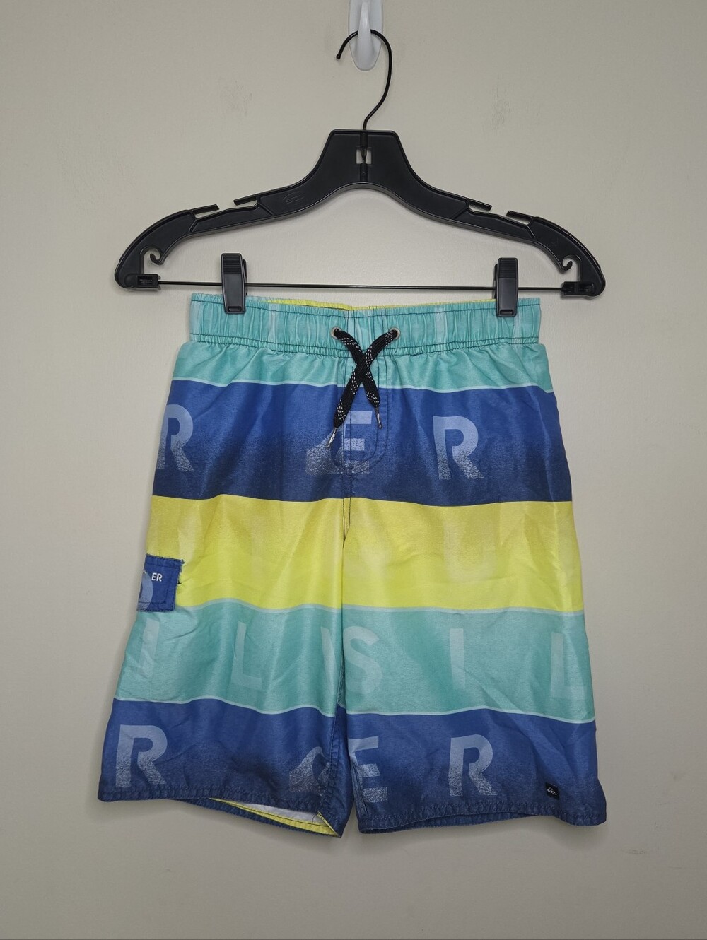 Boys Quicksilver Swim Shorts Sz Medium